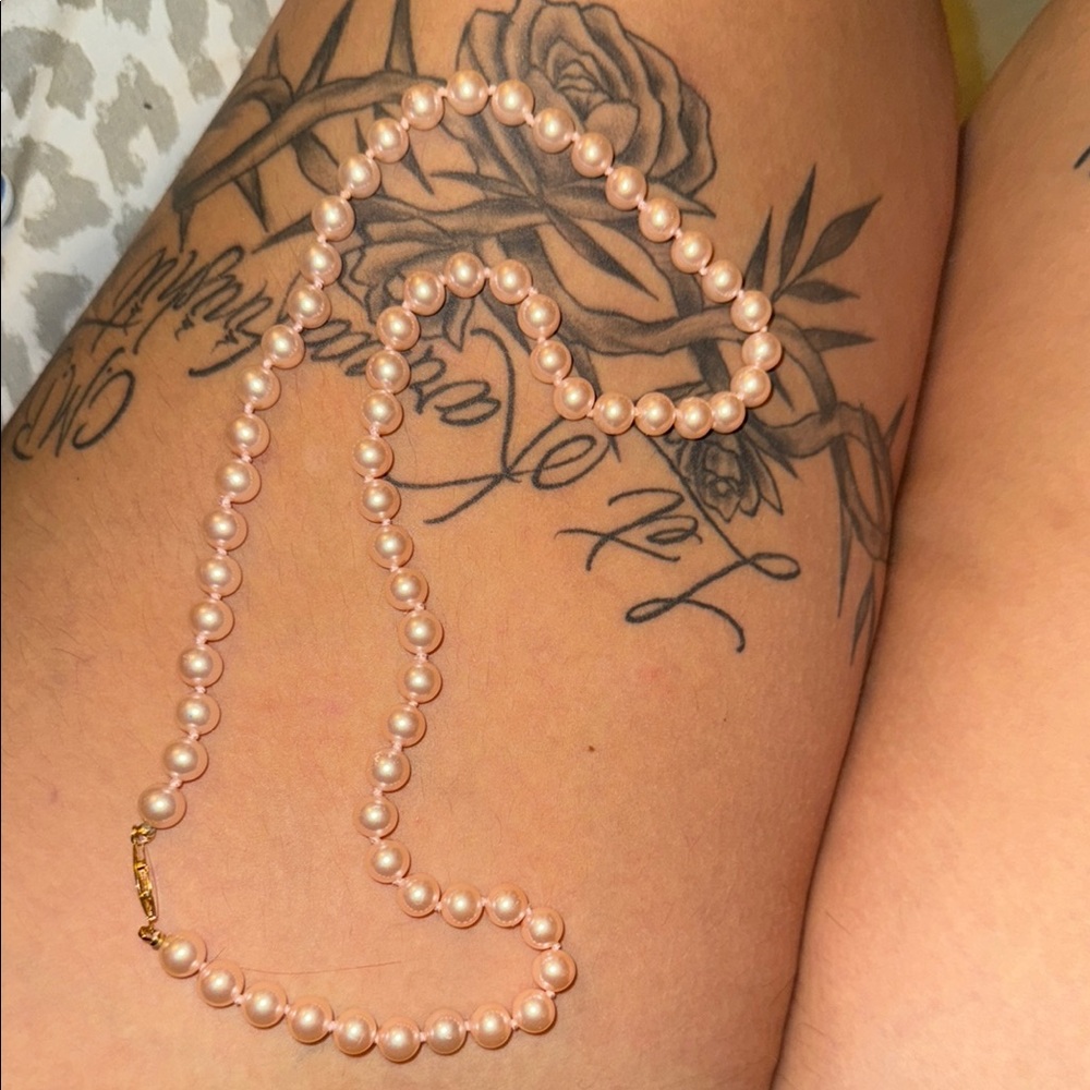 Elegant Pink Pearl Necklace